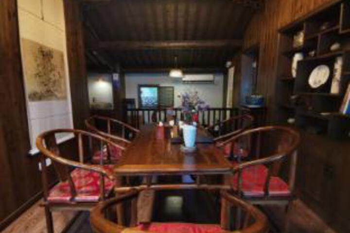 Qiantong Yishi Inn