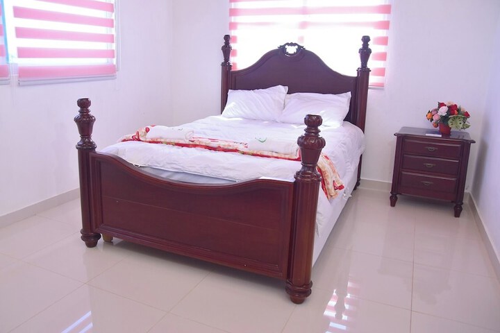 Room 32 of 102