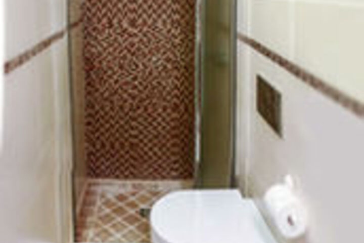 Room 2 of 19