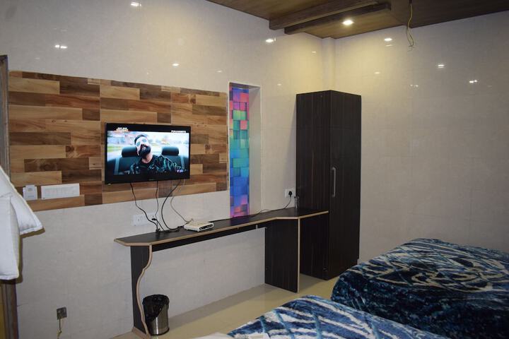 Room 16 of 49