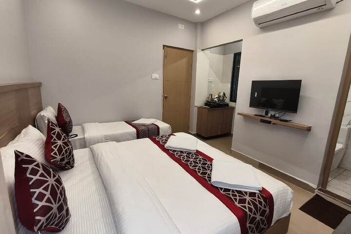 Room 27 of 49