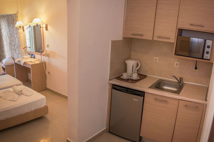 Room 10 of 67