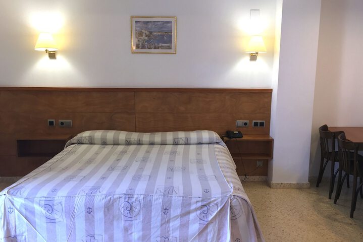 Room 7 of 50