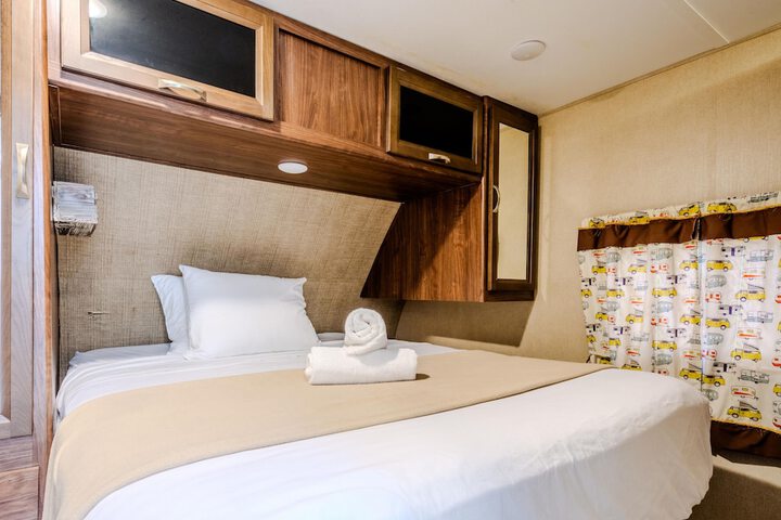 Room 14 of 40