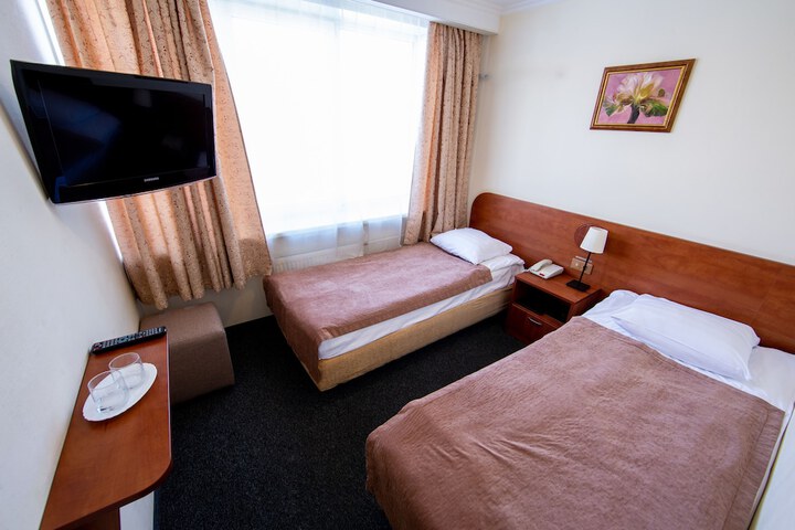 Room 30 of 60