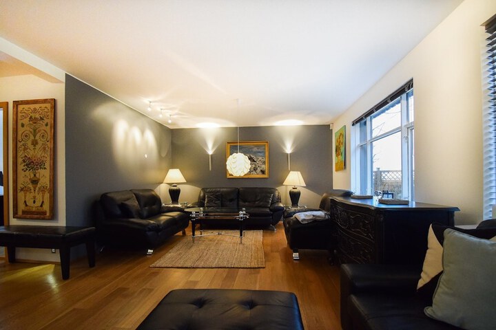 Room 12 of 34