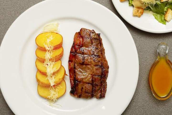 Dining 47 of 71