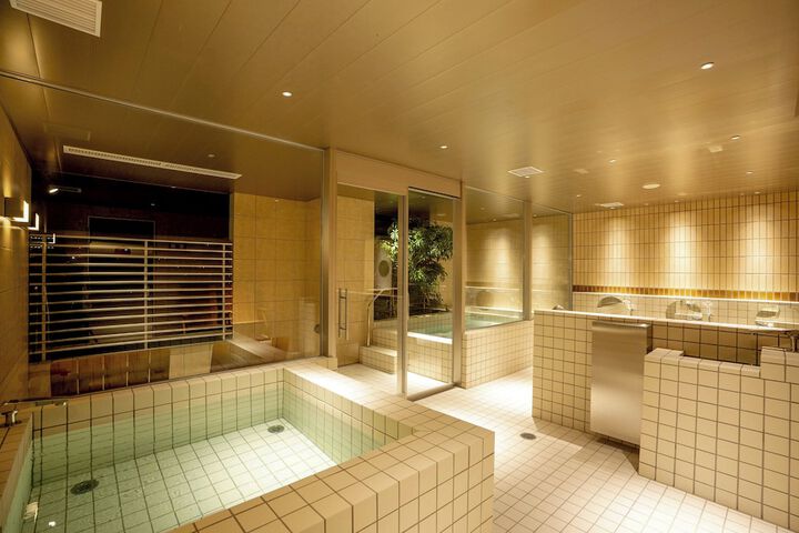 Spa 12 of 42