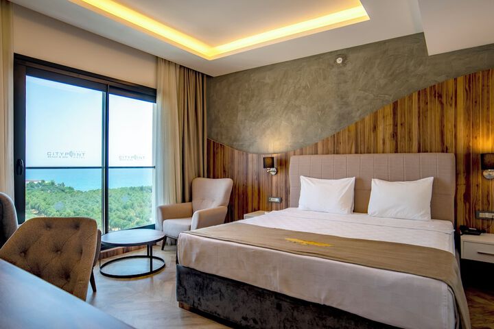 Room 42 of 159