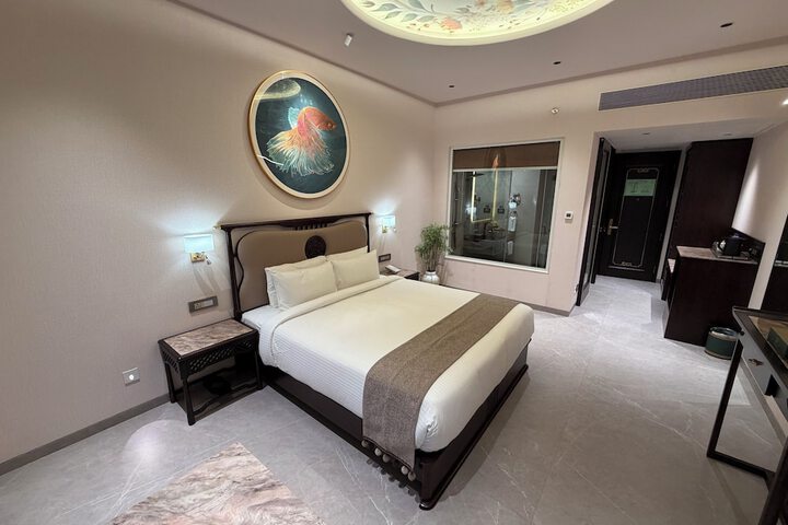 Room 3 of 13