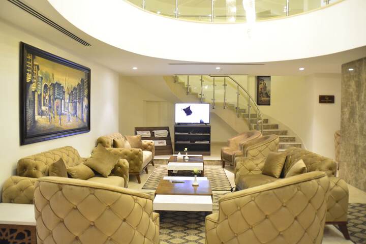 Hotel Interior 5 of 39