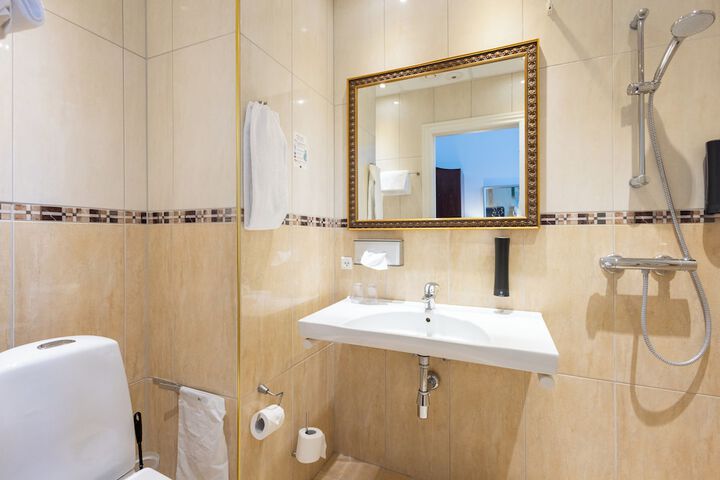 Bath Interior