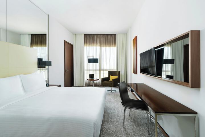 Room 29 of 131