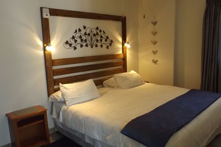 Room 5 of 49