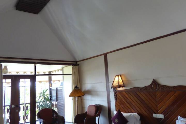Room 14 of 87