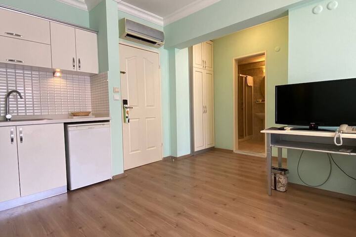 Room 41 of 135
