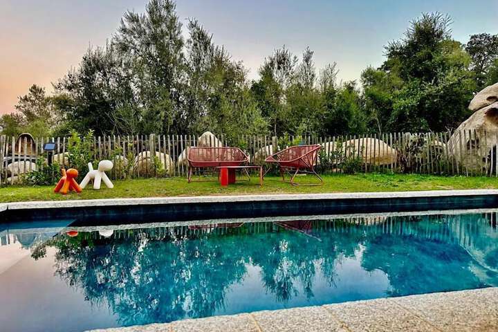 Pool 103 of 113