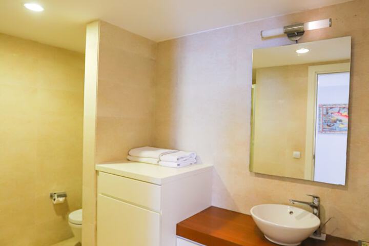 Room 70 of 180