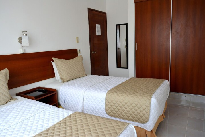 Room 87 of 122