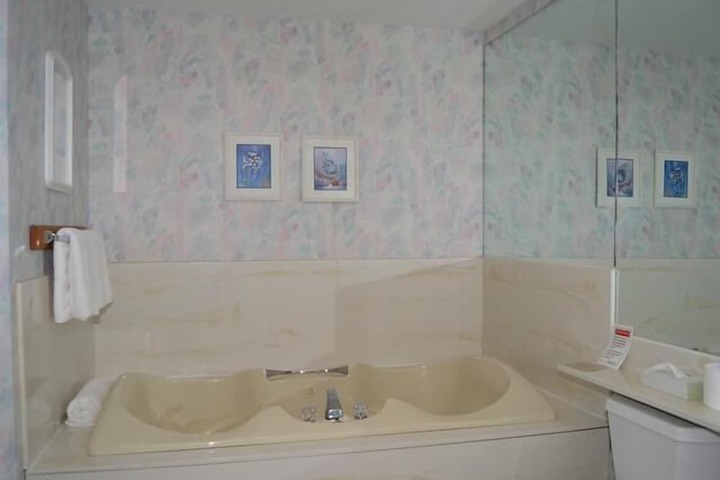 Room 89 of 170
