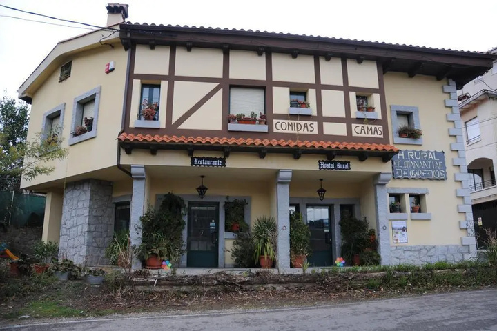 EL MANANTIAL DE GREDOS