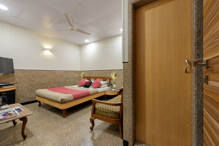Room 26 of 68