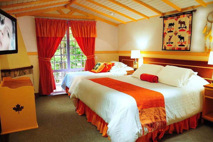 Room 4 of 18