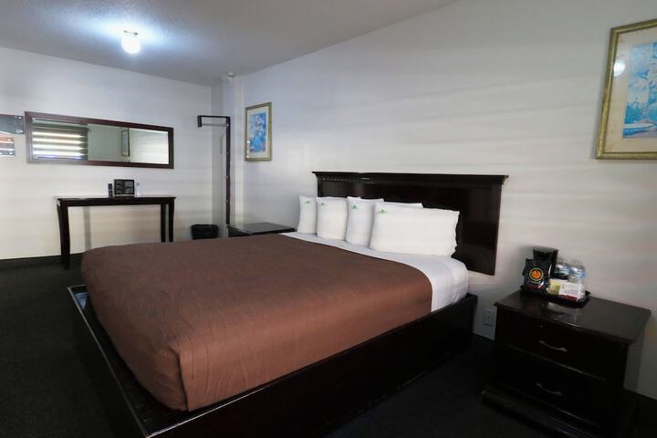 Room 5 of 58