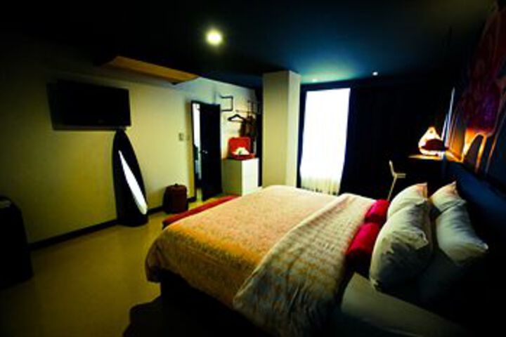 Room 44 of 101