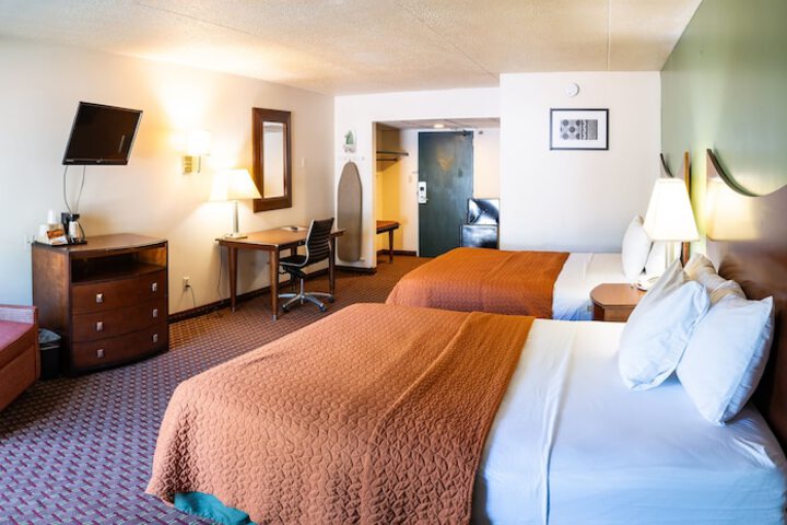 2 Double Beds (2 of 9)