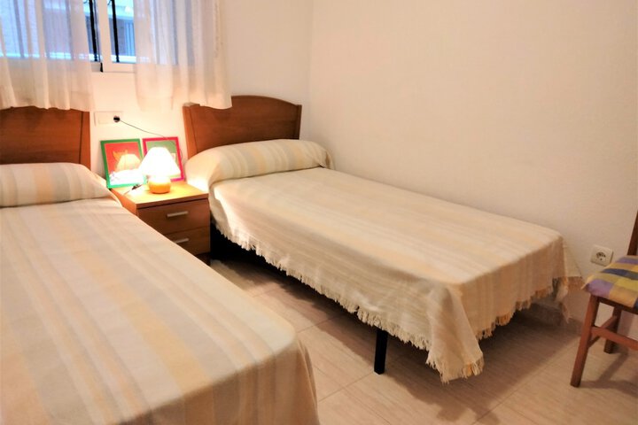 Room 5 of 19
