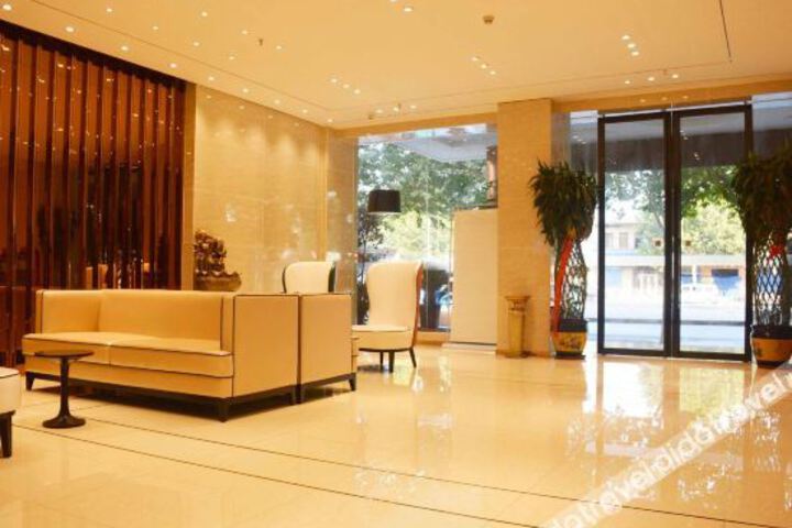 Hotel Interior 30 of 36