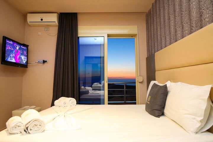 Room 74 of 218