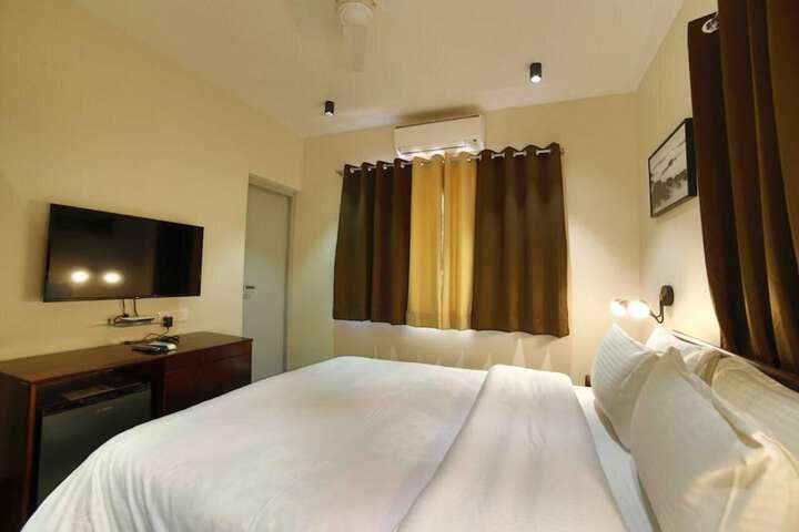 Room 13 of 54