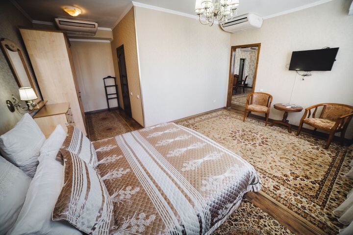 Room 26 of 78