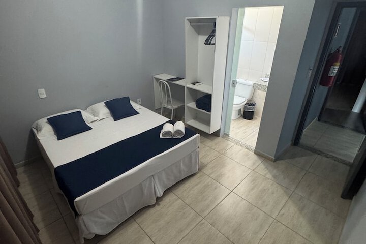 Room 12 of 21