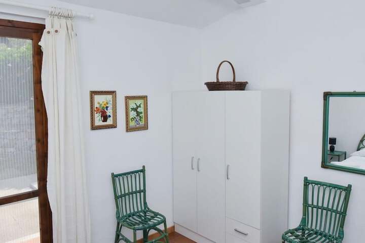 Room 20 of 36