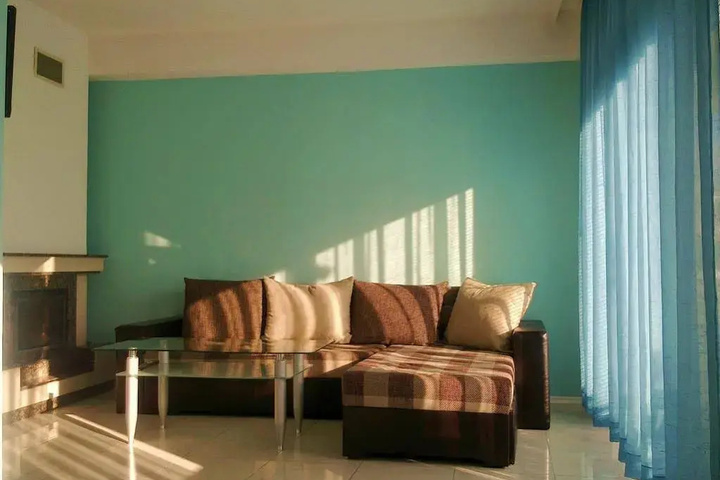 Room 2 of 14