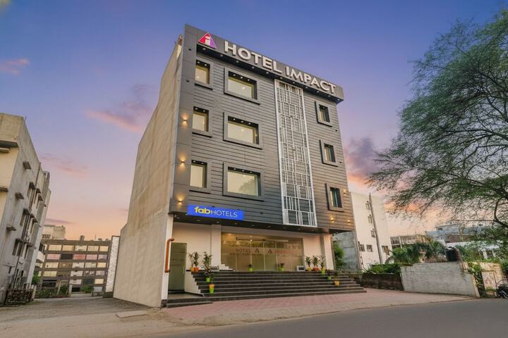 Fabhotel Impact
