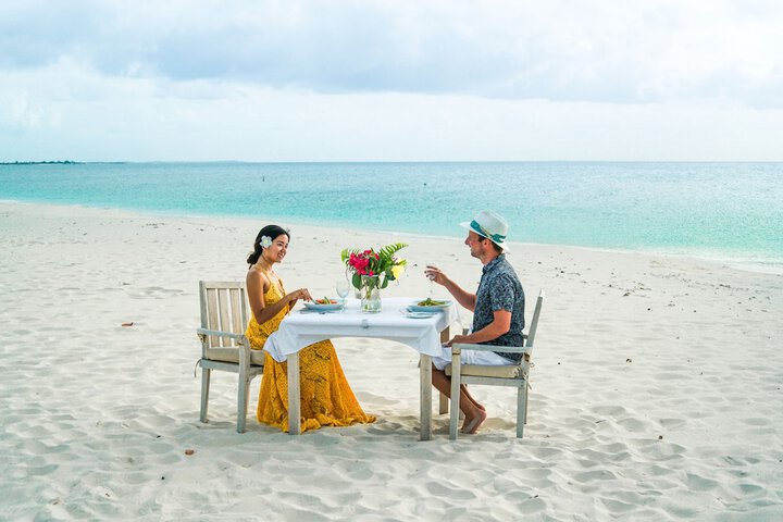 Dining 80 of 98