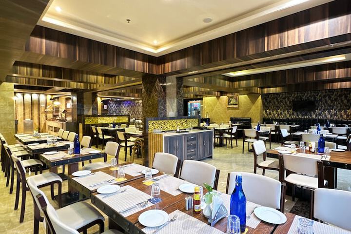 Dining 50 of 64