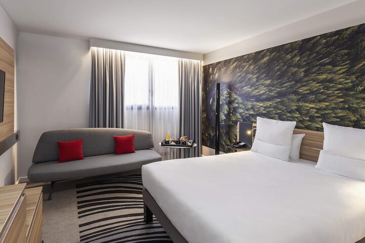 Room 3 of 31