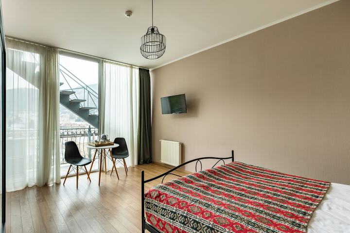 Room 14 of 95