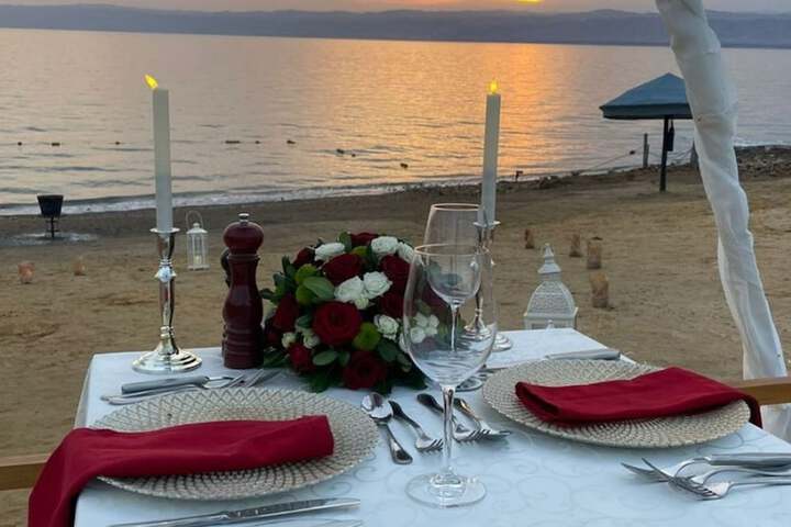 Dining 84 of 120