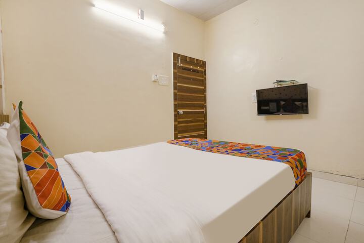 Room 19 of 29