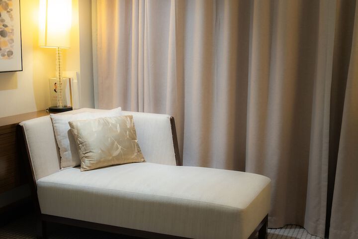Room 25 of 87