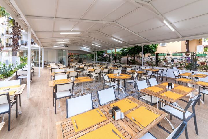 Dining Photos