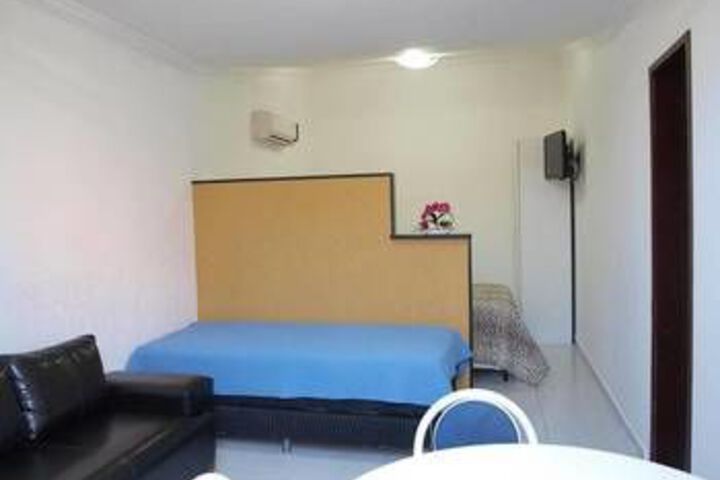 Room 34 of 48