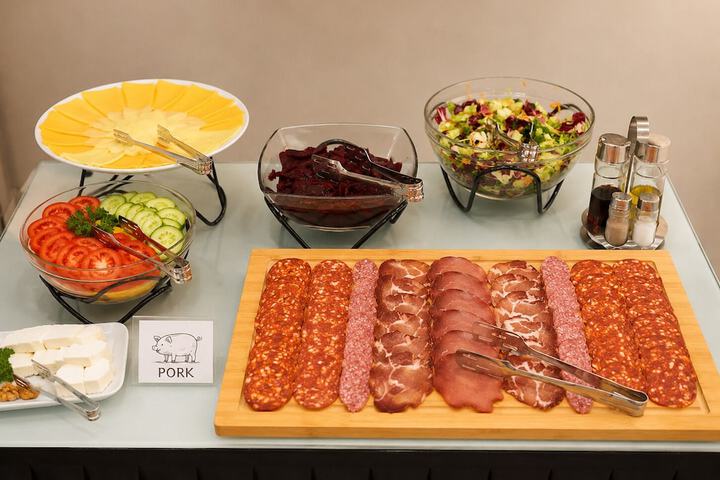Breakfast buffet
