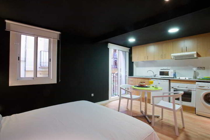 Room 8 of 8